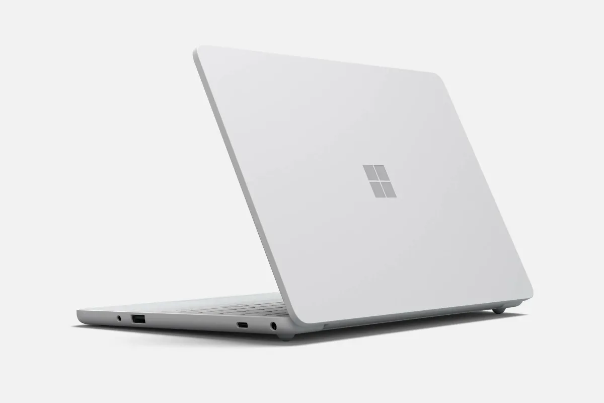 Microsoft Surface Laptop SE image 3