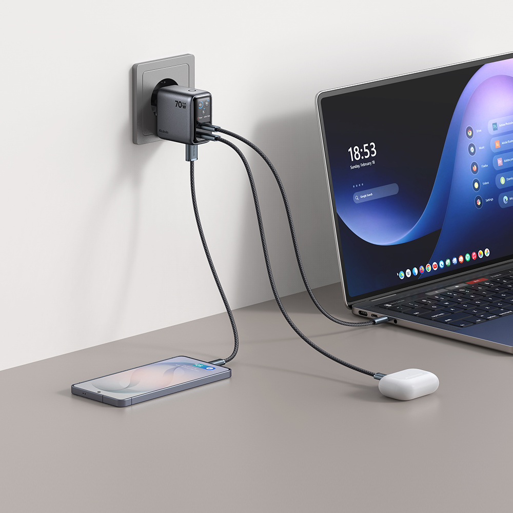 Mcdodo 67W GaN Fast Charger with Retractable USB-C Cable Original (CH-5590) image 2